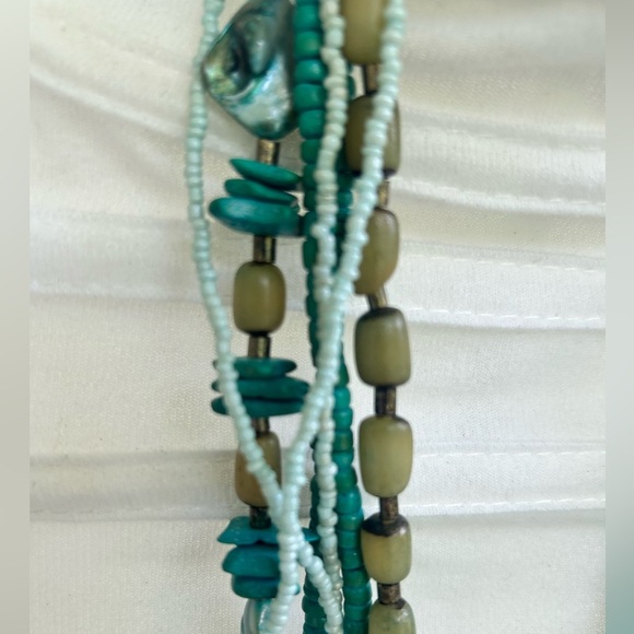Chic Multi-Strand Turquoise blue/green beaded Olive Necklace - Picture 4 of 6